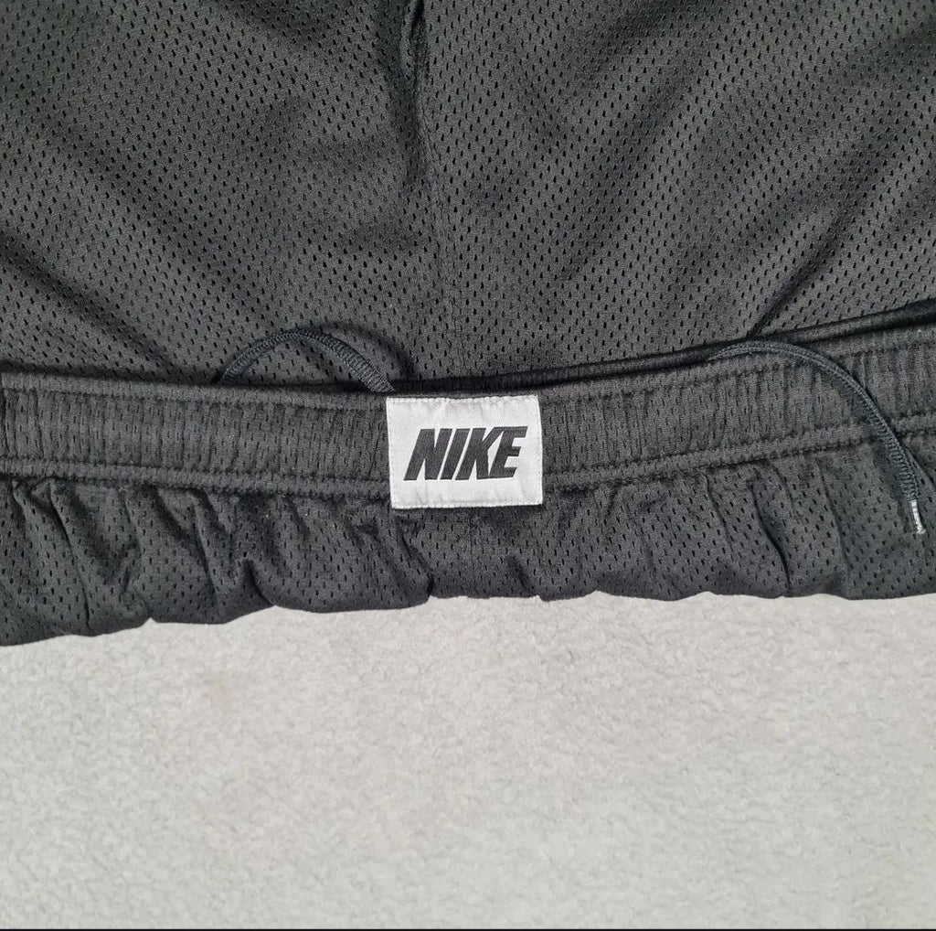 Black textured Sports/Casual Shorts (Nike) - THE GREY AREA