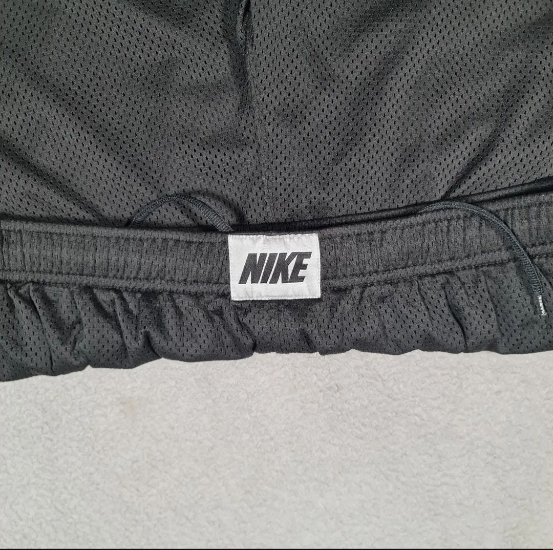 Black textured Sports/Casual Shorts (Nike) - THE GREY AREA