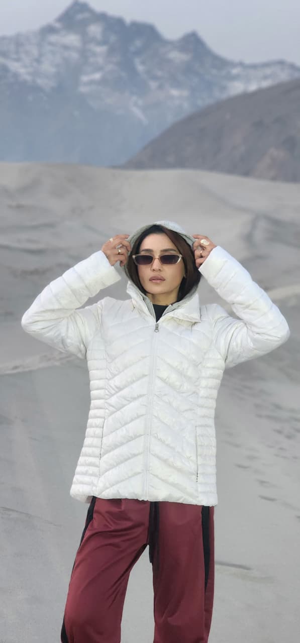 Women's GUESS White hooded packable puffer jacket
