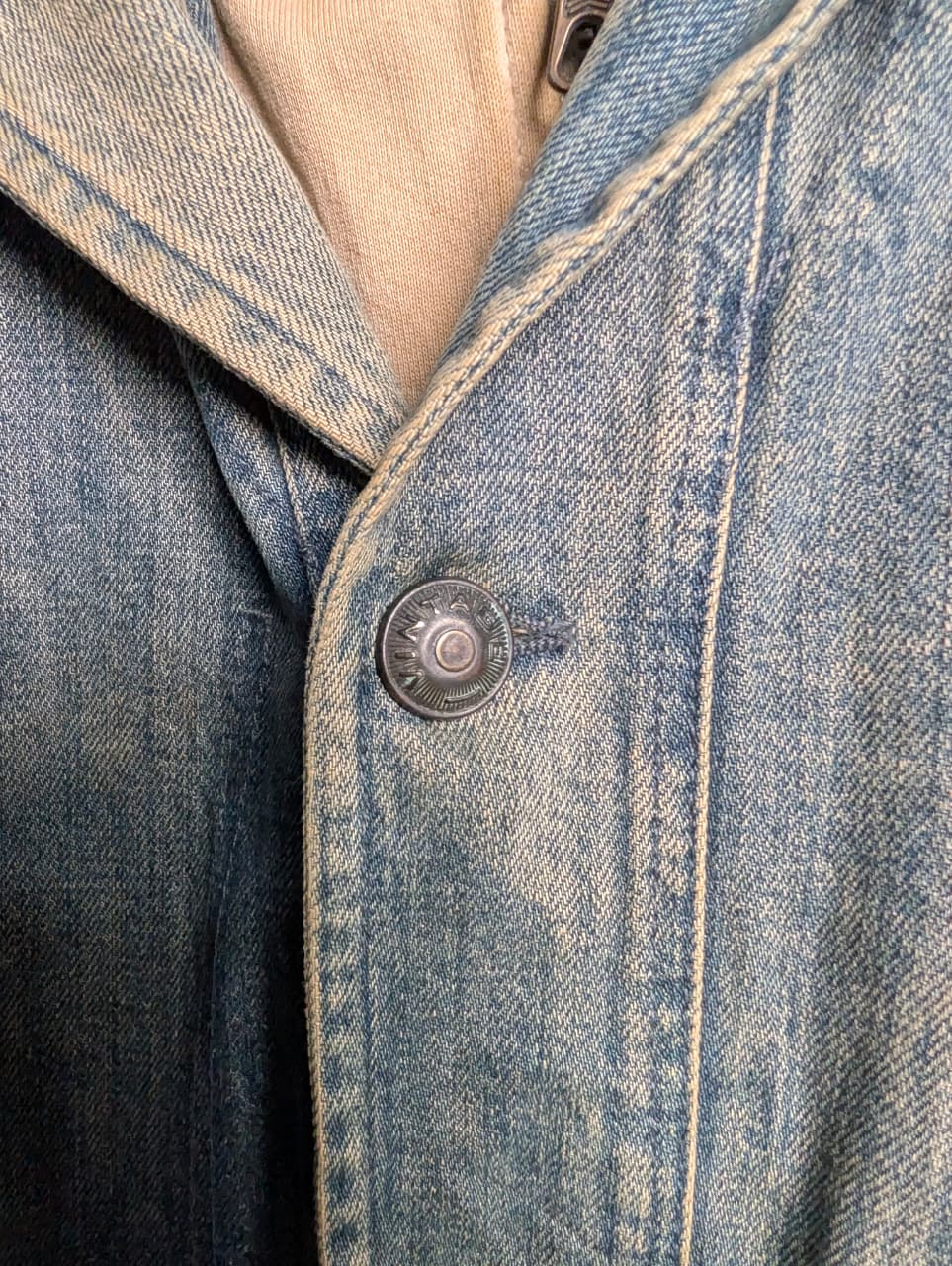 Men's vintage hybrid denim blazer with an integrated hood