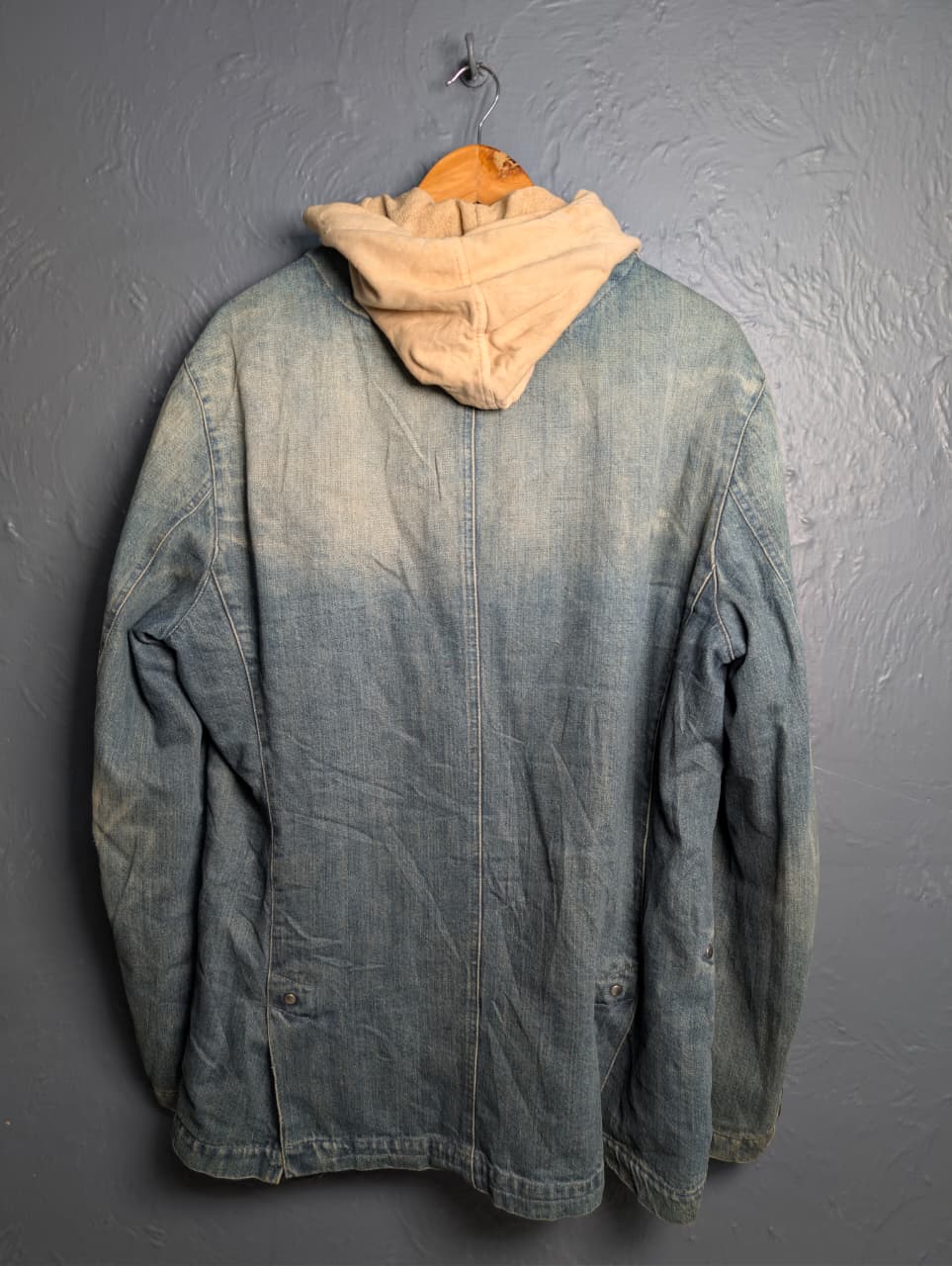 Men's vintage hybrid denim blazer with an integrated hood