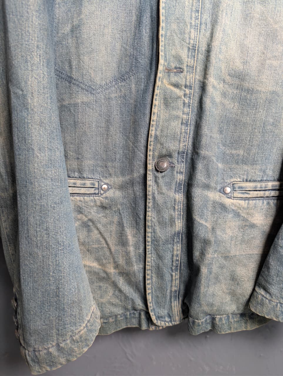 Men's vintage hybrid denim blazer with an integrated hood