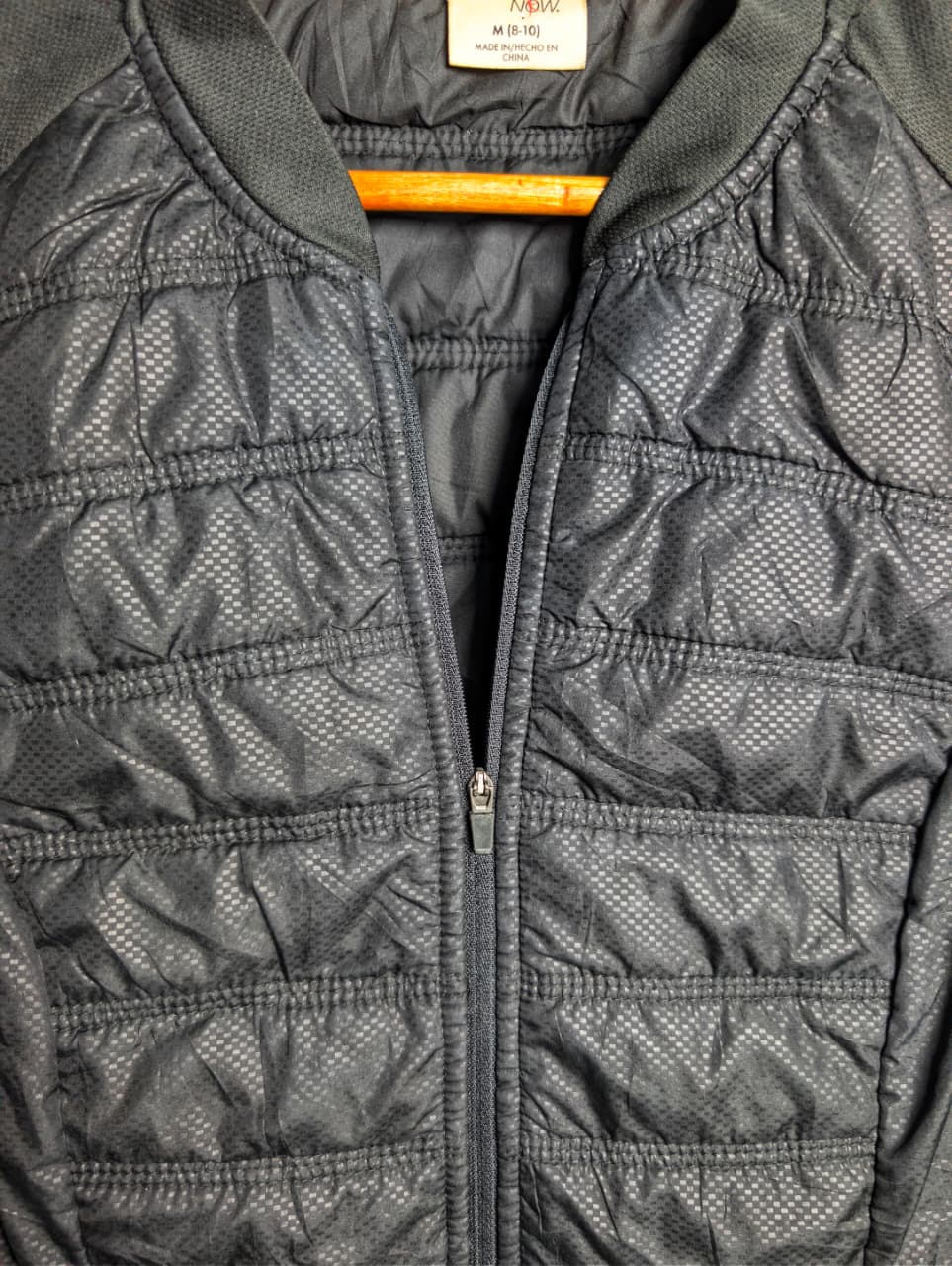 Danskin Now women's quilted black athletic vest