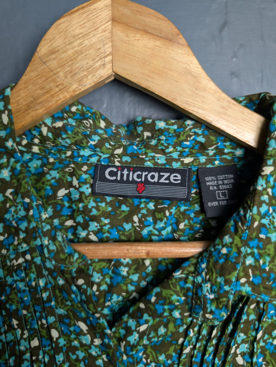 Women's floral-printed button down shirt