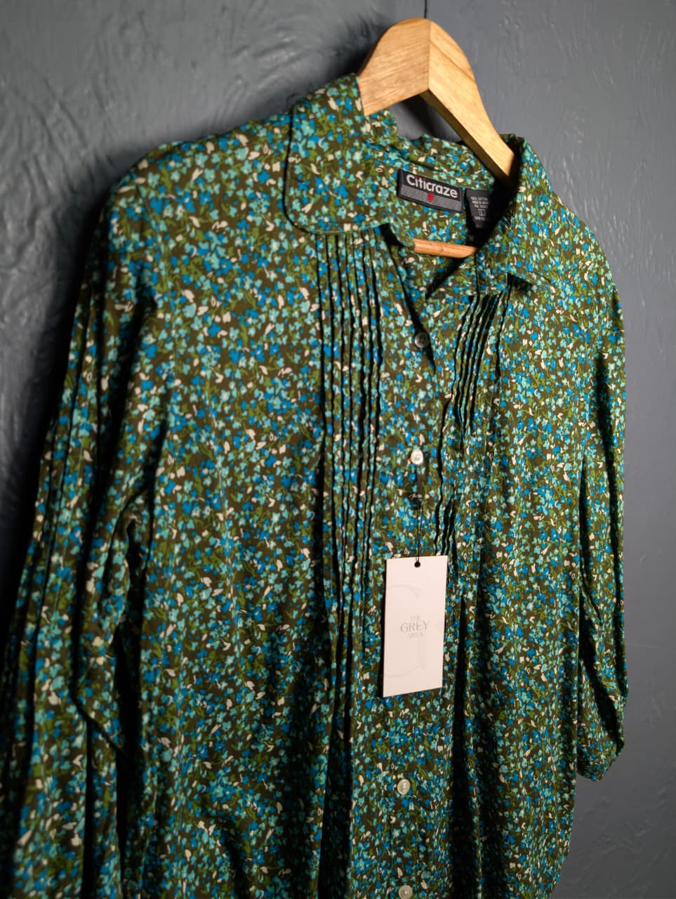 Women's floral-printed button down shirt