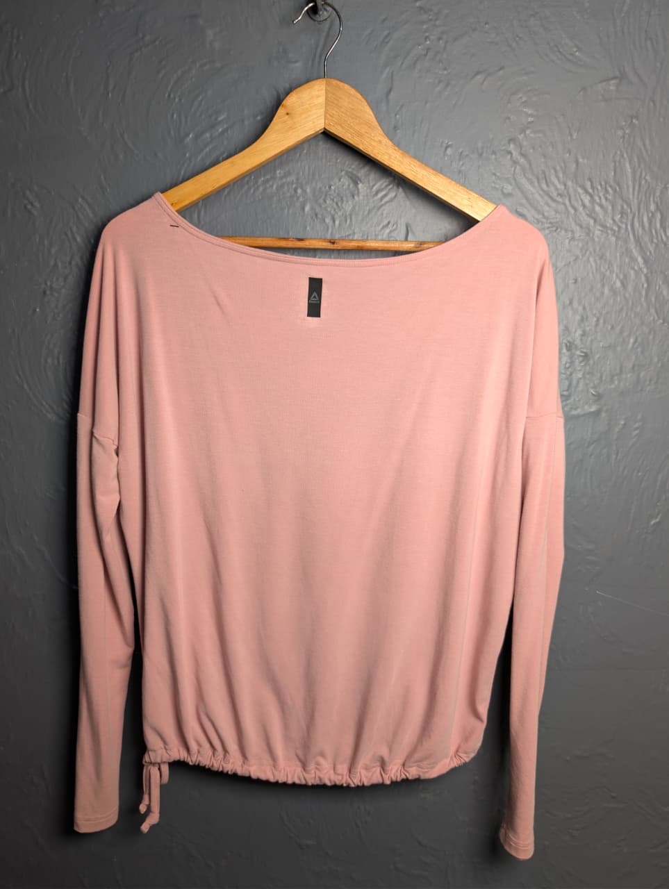 Women's Tea Pink Cinched Bungee-Hem Top by Reebok