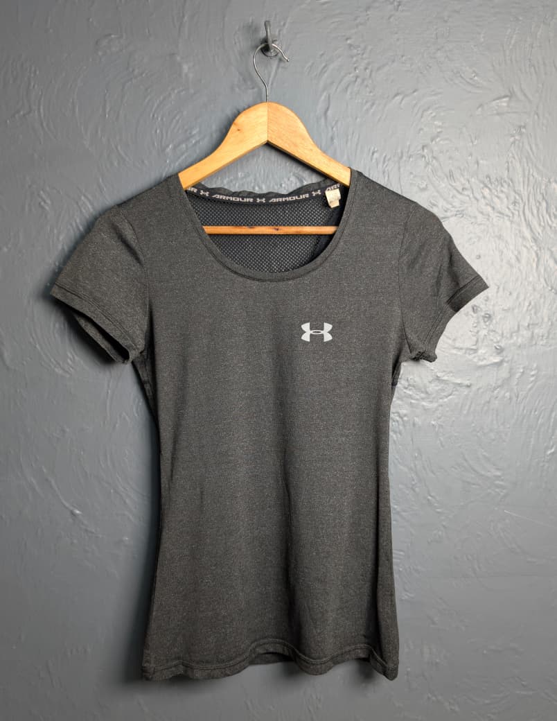 Under Armour Women's HeatGear short-sleeve athletic t-shirt