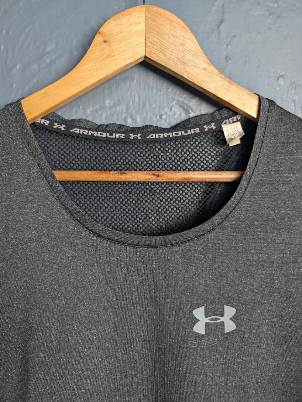 Under Armour Women's HeatGear short-sleeve athletic t-shirt